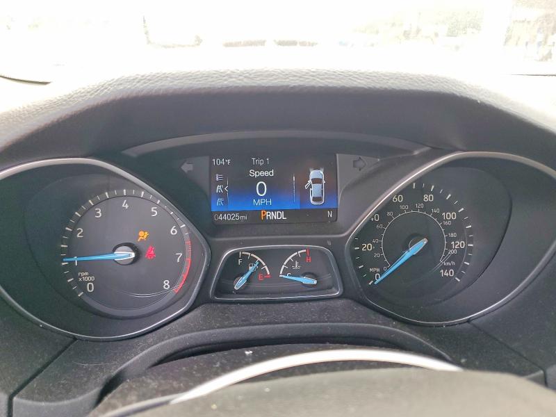 66590806 :رقم المزاد ، 1FADP3F29JL227328 vin ، 2018 Ford Focus مزاد بيع