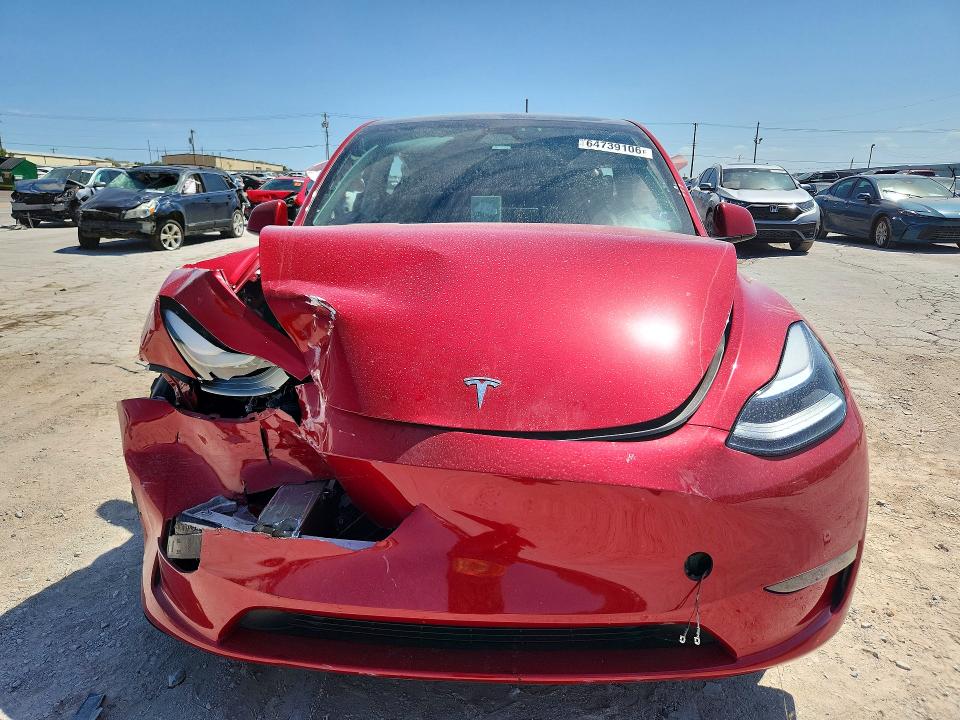 64739106 :رقم المزاد ، 7SAYGDEE2PF808777 vin ، 2023 Tesla Model Y مزاد بيع