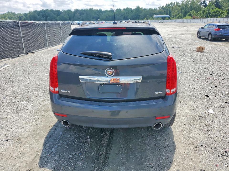 64051456 :رقم المزاد ، 3GYFNBE31GS552940 vin ، 2016 Cadillac Srx مزاد بيع