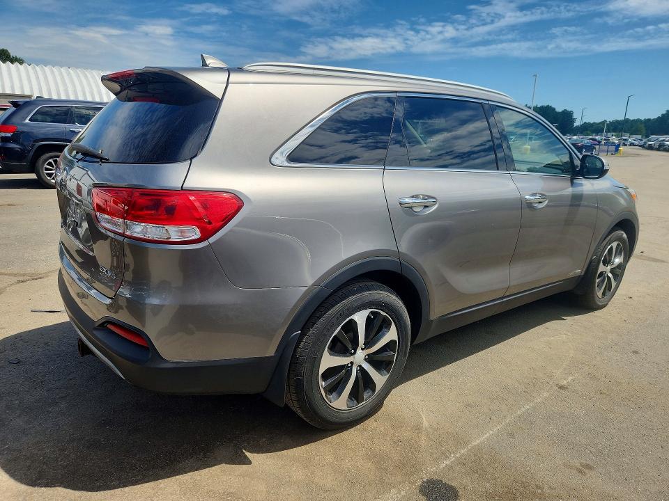 Продажа на аукционе авто 2016 Kia Sorento, vin: 5XYPHDA5XGG163512, номер лота: 63366506