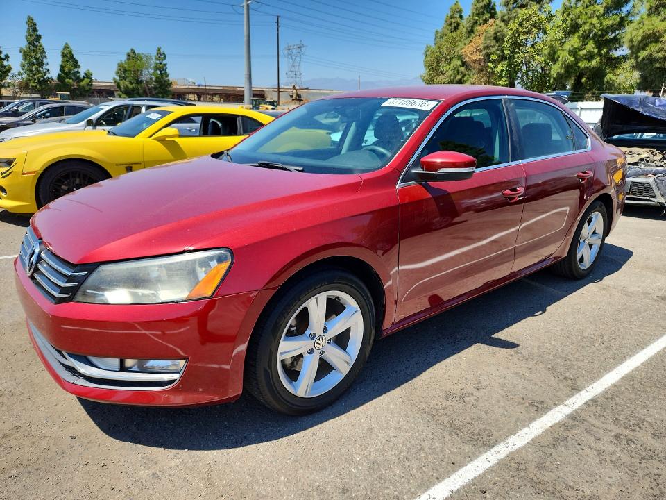 67156636 :رقم المزاد ، 1VWAT7A34FC117730 vin ، 2015 Volkswagen Passat مزاد بيع