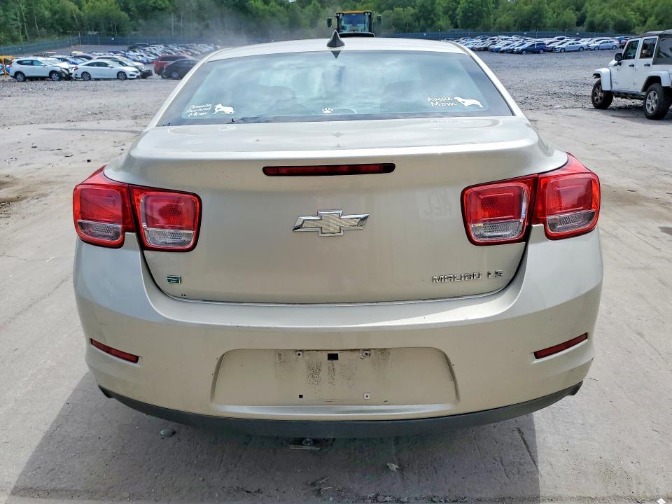 63696216 :رقم المزاد ، 1G11B5SL0FF133942 vin ، 2015 Chevrolet Malibu مزاد بيع