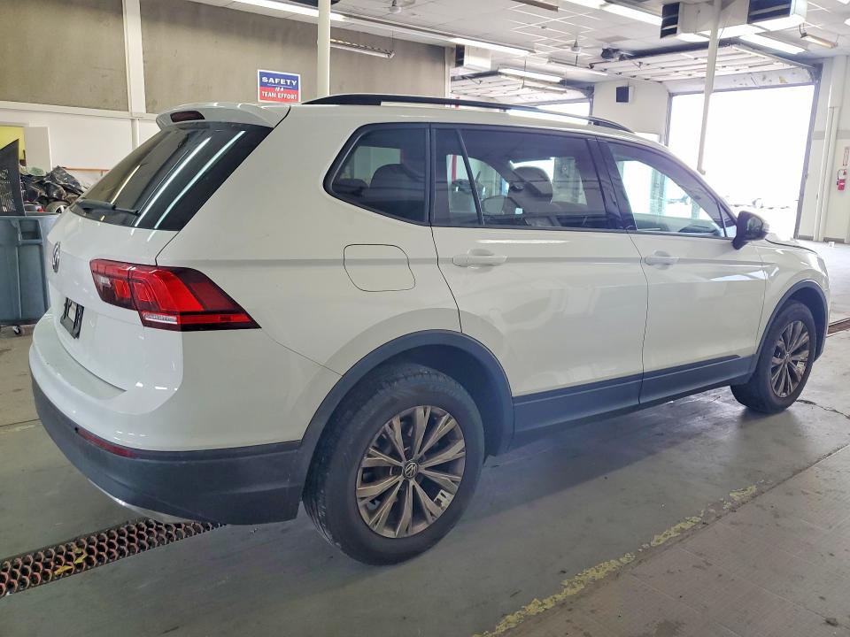 2019 Volkswagen Tiguan მანქანა იყიდება აუქციონზე, vin: 3VV0B7AX9KM044921, აუქციონის ნომერი: 64841826
