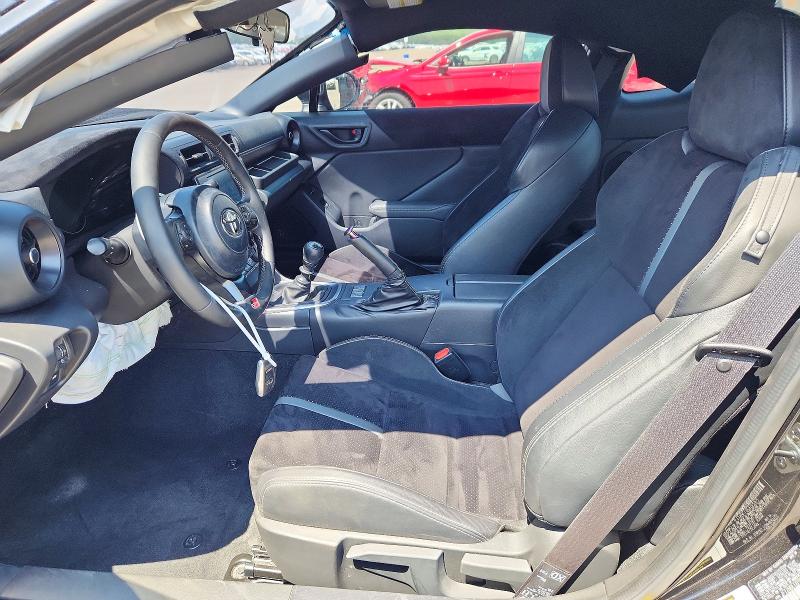 63732566 :رقم المزاد ، JF1ZNBE1XP9762902 vin ، 2023 Toyota Gr 86 مزاد بيع