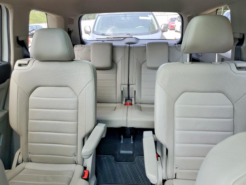 Продаж на аукціоні авто 2018 Volkswagen Atlas, vin: 1V2NR2CA2JC532487, номер лоту: 63893096