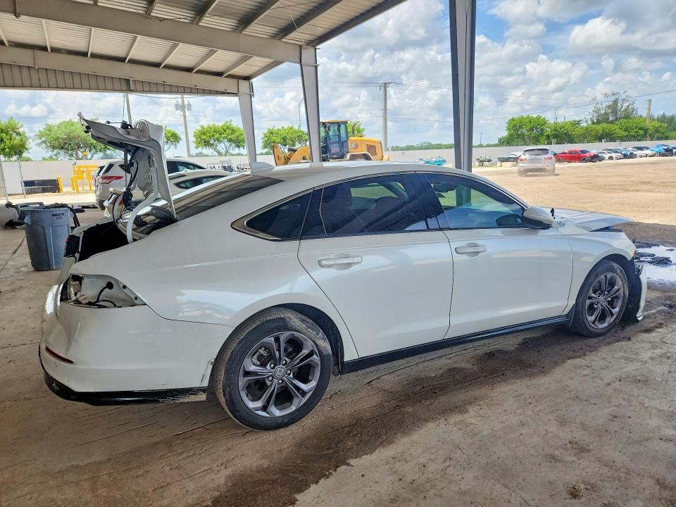 65658536 :رقم المزاد ، 1HGCY2F69RA061207 vin ، 2024 Honda Accord مزاد بيع