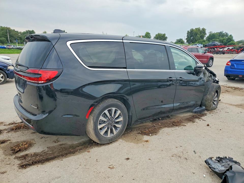 Aukcja sprzedaży 2025 Chrysler Pacifica, vin: 2C4RC1S74SR572728, numer aukcji: 64148816