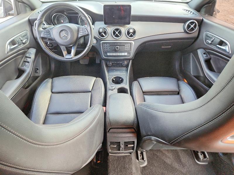 64821586 :رقم المزاد ، WDDSJ4EB9JN589065 vin ، 2018 Mercedes-benz Cla مزاد بيع