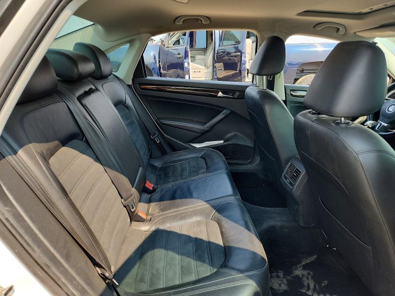 63556416 :رقم المزاد ، 1VWCV7A32FC036955 vin ، 2015 Volkswagen Passat مزاد بيع