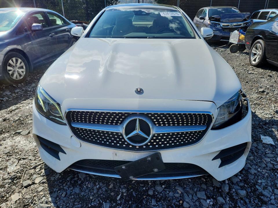 63812076 :رقم المزاد ، WDD1J6GBXJF024161 vin ، 2018 Mercedes-benz E مزاد بيع