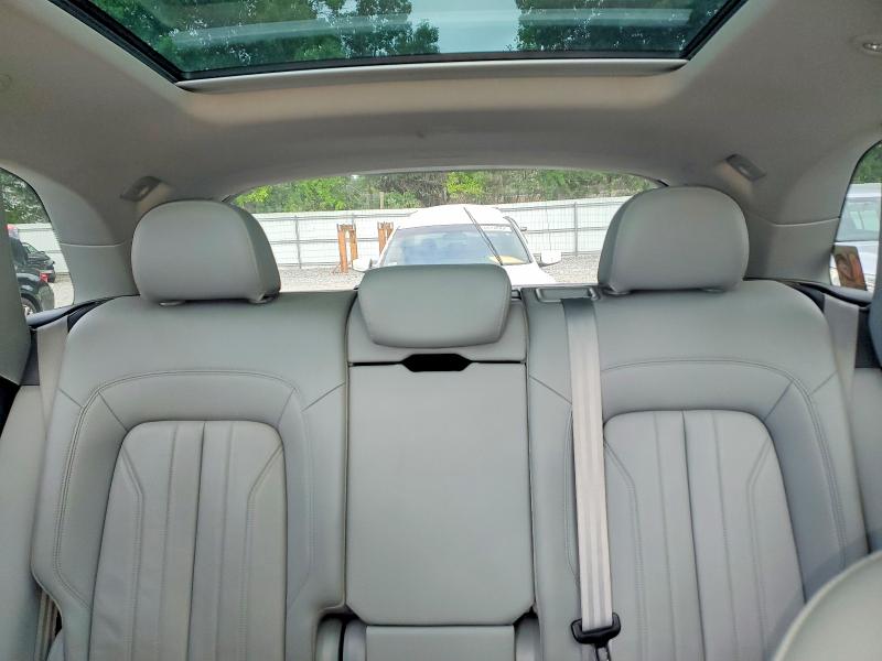 63589856 :رقم المزاد ، WA1BNAFY7J2039861 vin ، 2018 Audi Q5 مزاد بيع