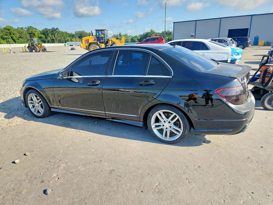 Продажа на аукционе авто 2014 Mercedes-benz C, vin: WDDGF4HB5EA952090, номер лота: 65631676