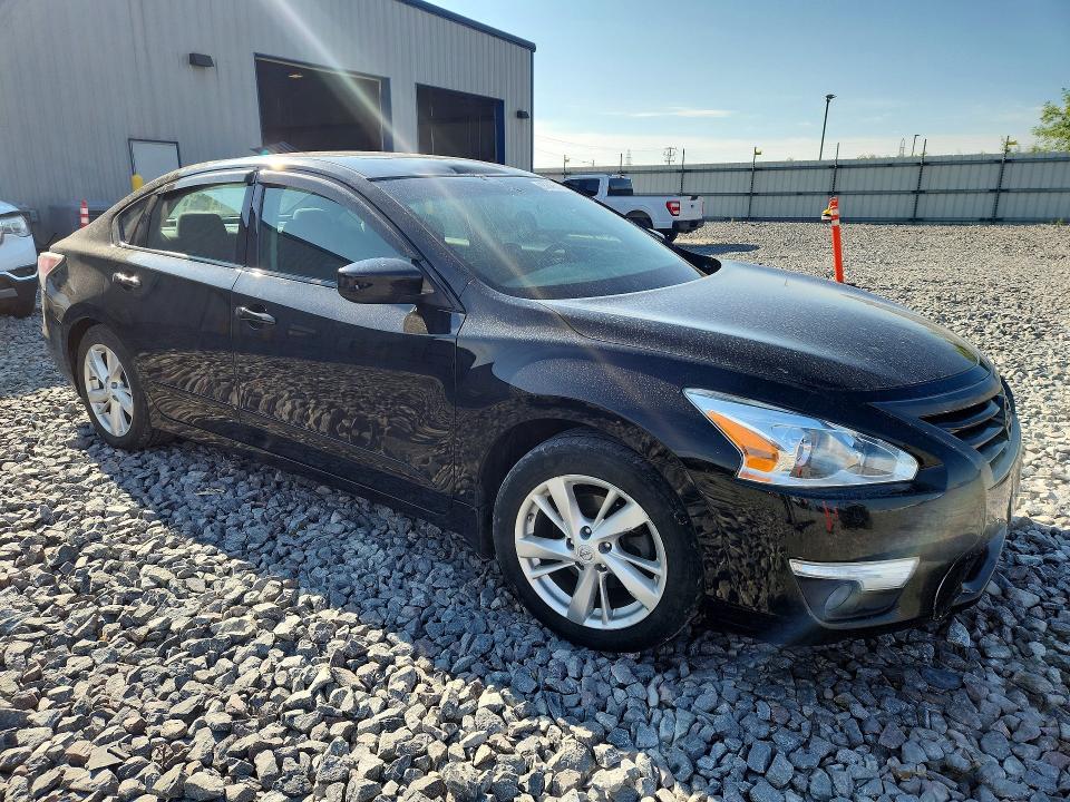 2014 Nissan Altima მანქანა იყიდება აუქციონზე, vin: 1N4AL3AP8EN253852, აუქციონის ნომერი: 65648536