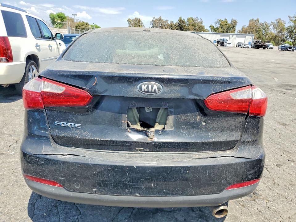 2014 Kia Forte მანქანა იყიდება აუქციონზე, vin: KNAFK4A69E5226088, აუქციონის ნომერი: 64141746