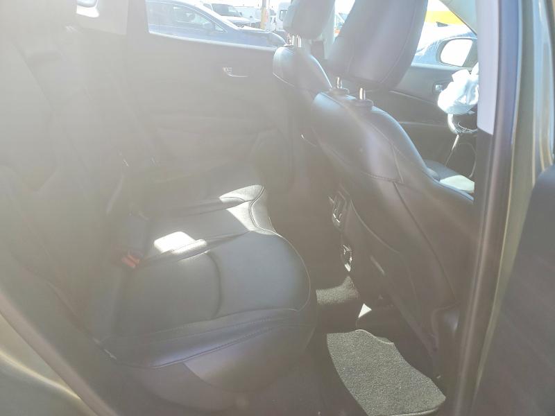 66225176 :رقم المزاد ، 3C4NJDCB1LT146180 vin ، 2020 Jeep Compass مزاد بيع