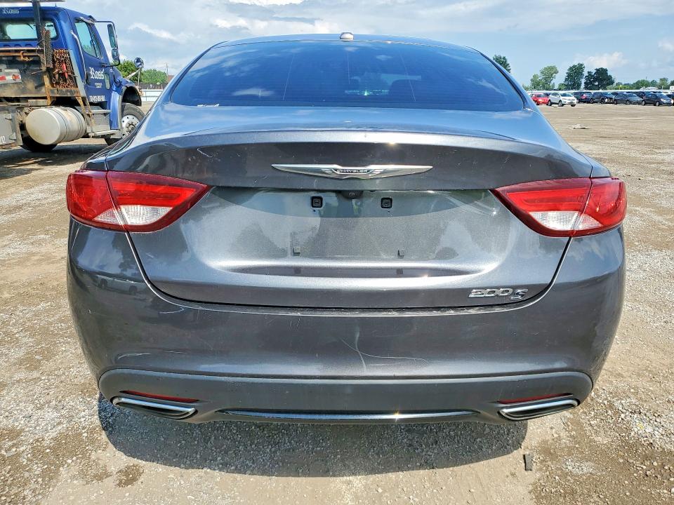 Продаж на аукціоні авто 2016 Chrysler 200, vin: 1C3CCCBG3GN176557, номер лоту: 63498646
