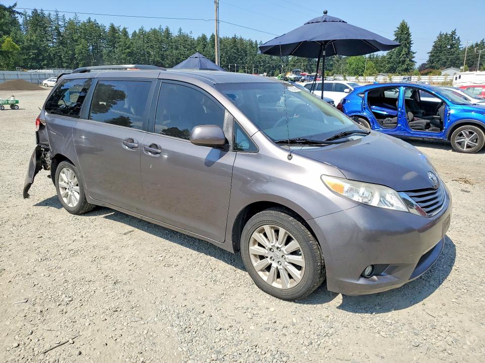 Aukcja sprzedaży 2013 Toyota Sienna, vin: 5TDDK3DC0DS050661, numer aukcji: 61907886