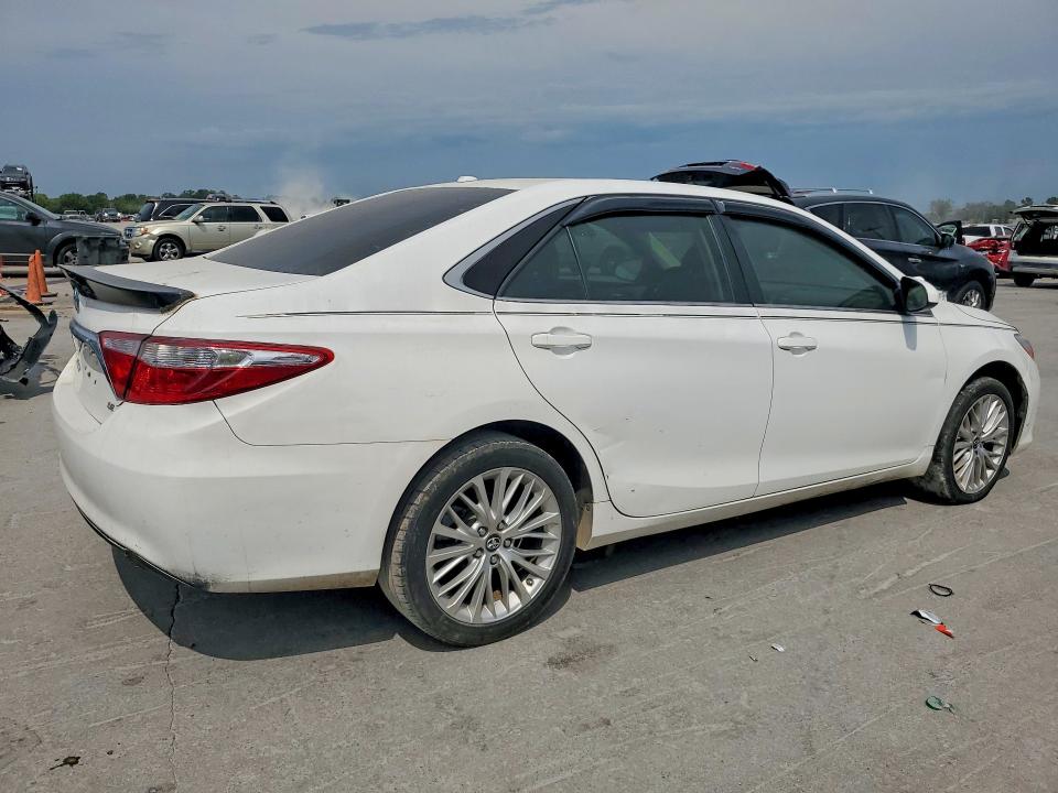 Aukcja sprzedaży 2015 Toyota Camry, vin: 4T1BF1FK8FU886927, numer aukcji: 65770926