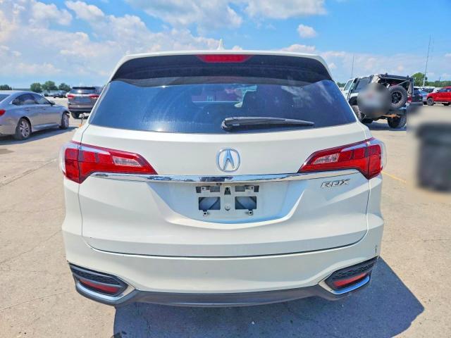 63798906 :رقم المزاد ، 5J8TB3H58JL012326 vin ، 2018 Acura Rdx مزاد بيع