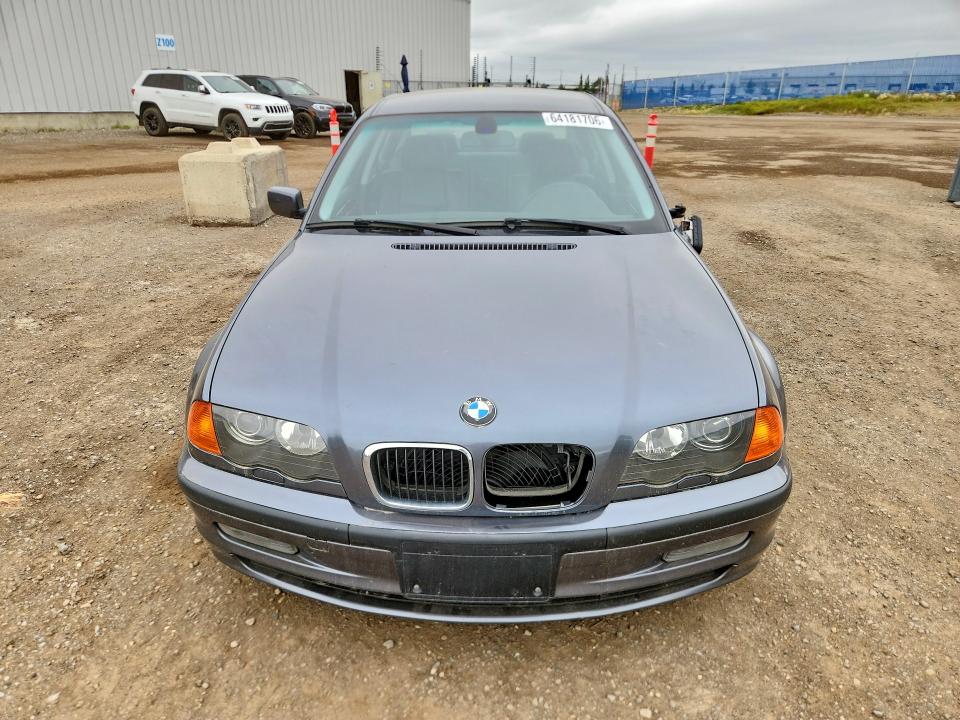64181706 :رقم المزاد ، WBAAV334X1FU92182 vin ، 2001 Bmw 325 مزاد بيع