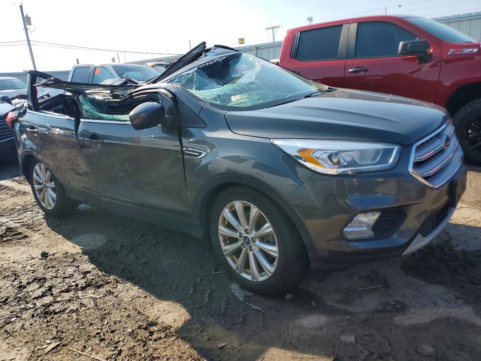 2019 Ford Escape მანქანა იყიდება აუქციონზე, vin: 1FMCU9HDXKUA92075, აუქციონის ნომერი: 63422126