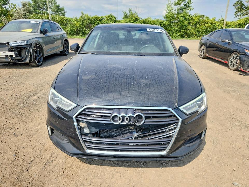 Продажа на аукционе авто 2019 Audi A3, vin: WAUBEGFF2KA117586, номер лота: 66069416