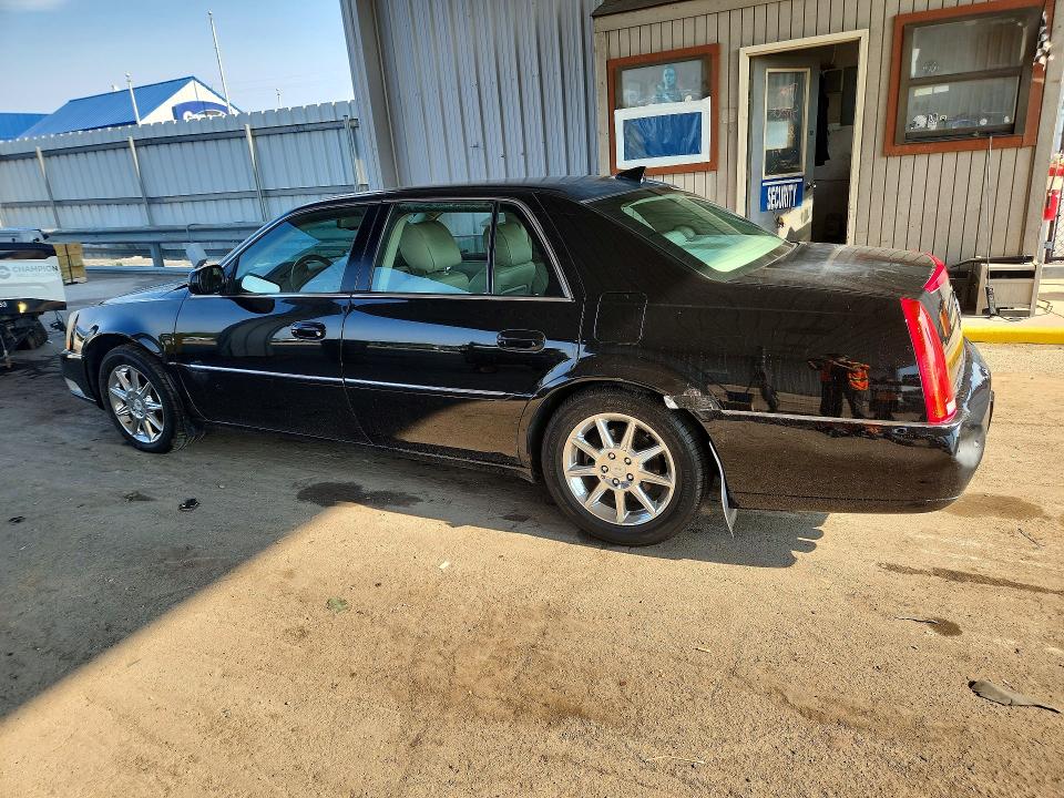 2011 Cadillac Dts მანქანა იყიდება აუქციონზე, vin: 1G6KD5E65BU143676, აუქციონის ნომერი: 63857896