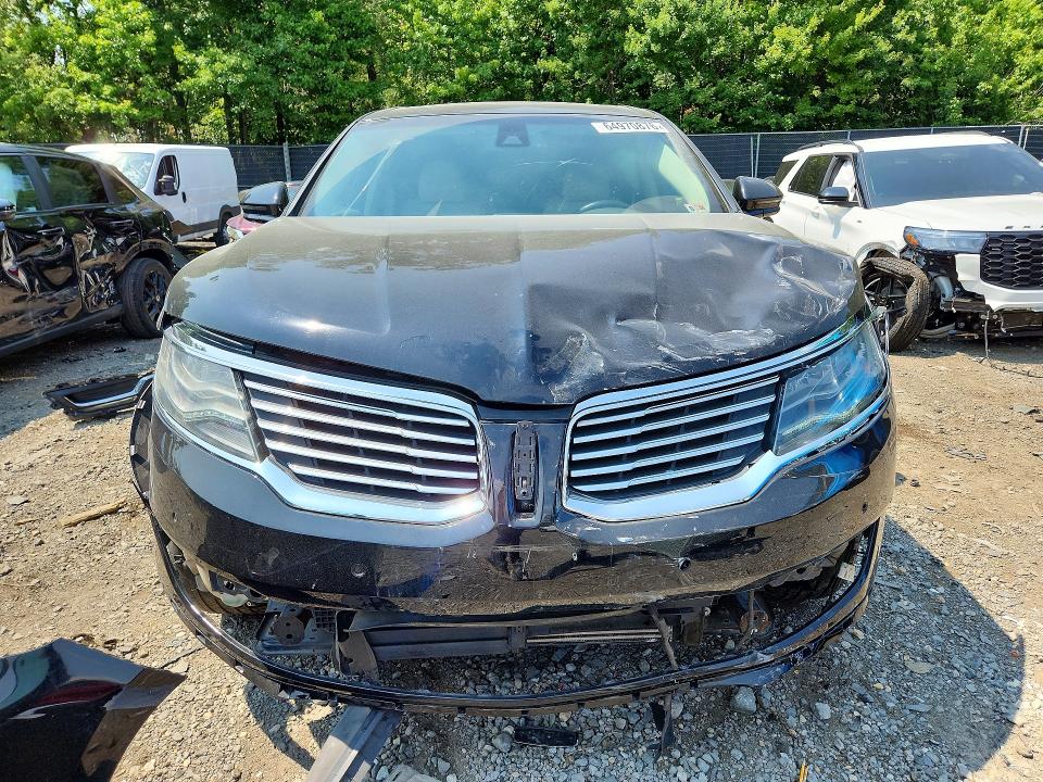 Продажа на аукционе авто 2016 Lincoln Mkx, vin: 2LMTJ8LP2GBL67492, номер лота: 64970876