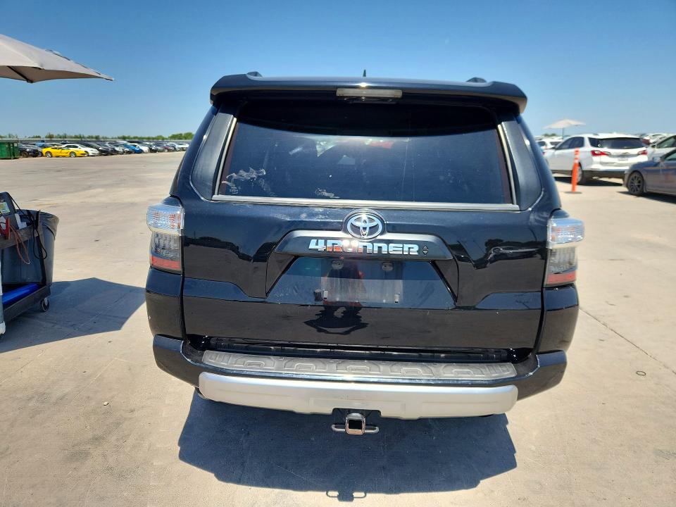 64331516 :رقم المزاد ، JTEBU5JR2L5800132 vin ، 2020 Toyota 4runner مزاد بيع