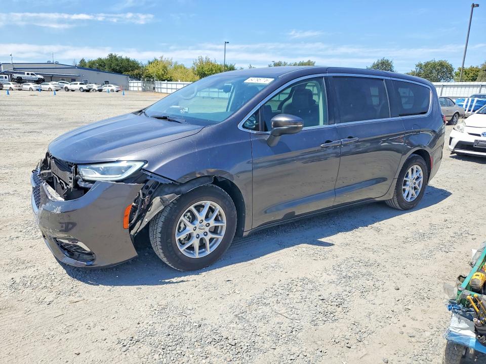 64795776 :رقم المزاد ، 2C4RC1BG3PR529456 vin ، 2023 Chrysler Pacifica مزاد بيع