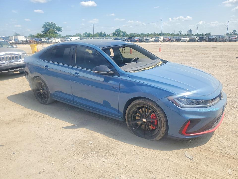 2026 Volkswagen Jetta მანქანა იყიდება აუქციონზე, vin: 3VW2M7BU7TM021027, აუქციონის ნომერი: 63298016