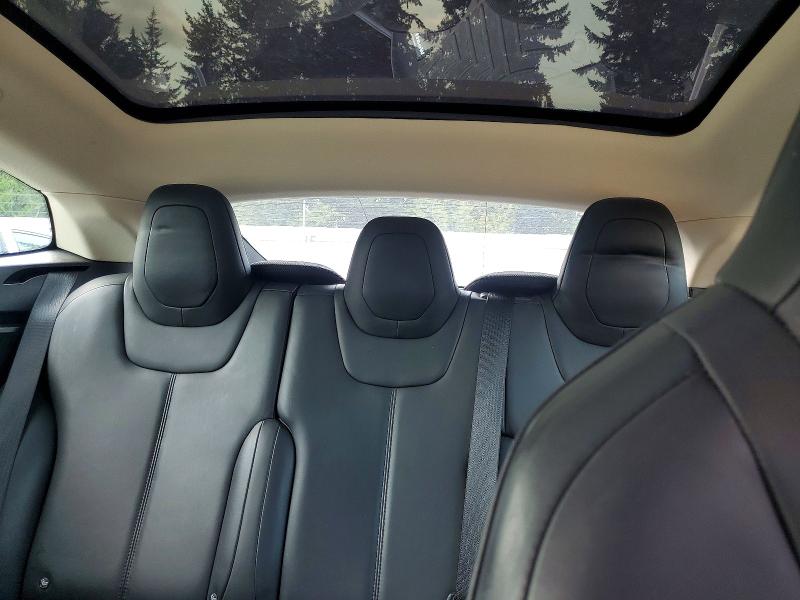 2015 Tesla Model S მანქანა იყიდება აუქციონზე, vin: 5YJSA1S11FF080744, აუქციონის ნომერი: 64619916
