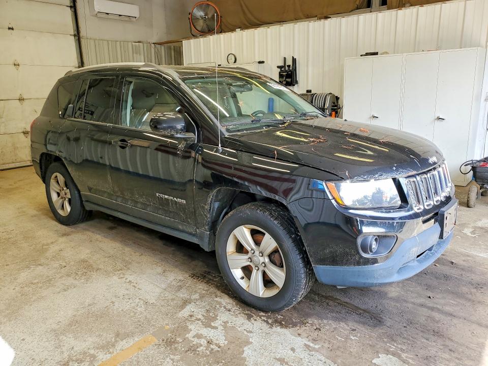 2015 Jeep Compass მანქანა იყიდება აუქციონზე, vin: 1C4NJDEB8FD412561, აუქციონის ნომერი: 66194946