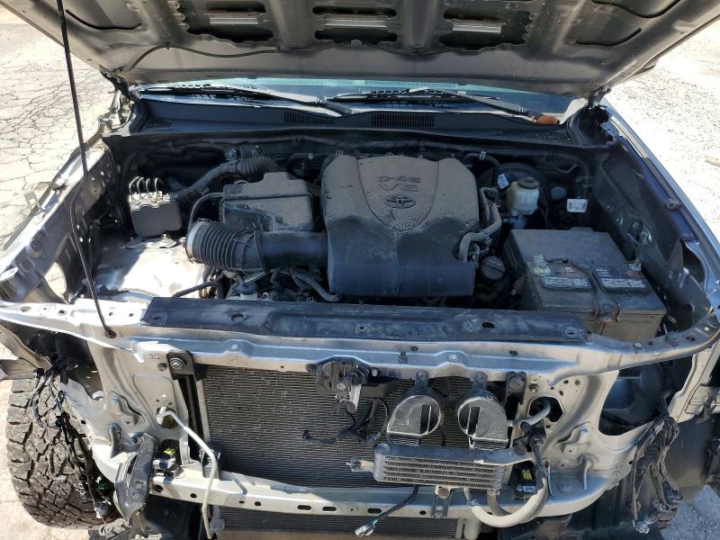 66460806 :رقم المزاد ، 5TFCZ5AN0LX217070 vin ، 2020 Toyota Tacoma مزاد بيع