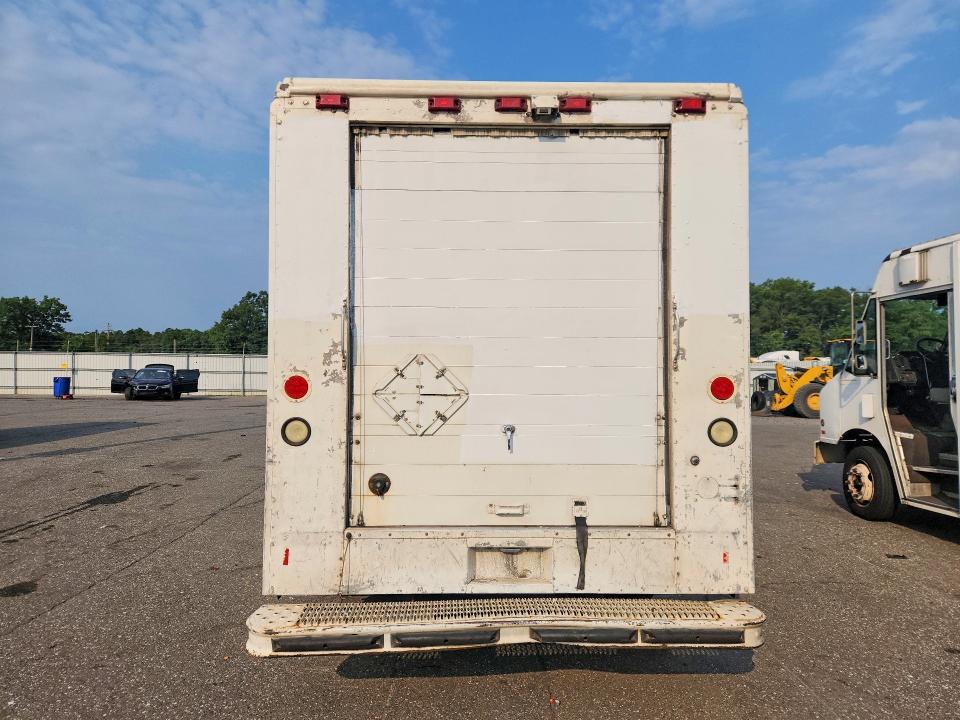 Продажа на аукционе авто 2006 Freightliner Mt45, vin: 4UZAANBW46CW06548, номер лота: 63817076