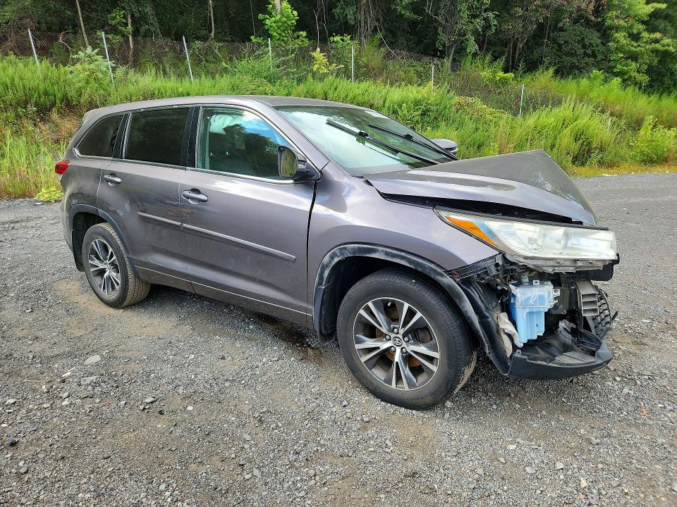 Продажа на аукционе авто 2018 Toyota Highlander, vin: 5TDBZRFH5JS804759, номер лота: 66385356