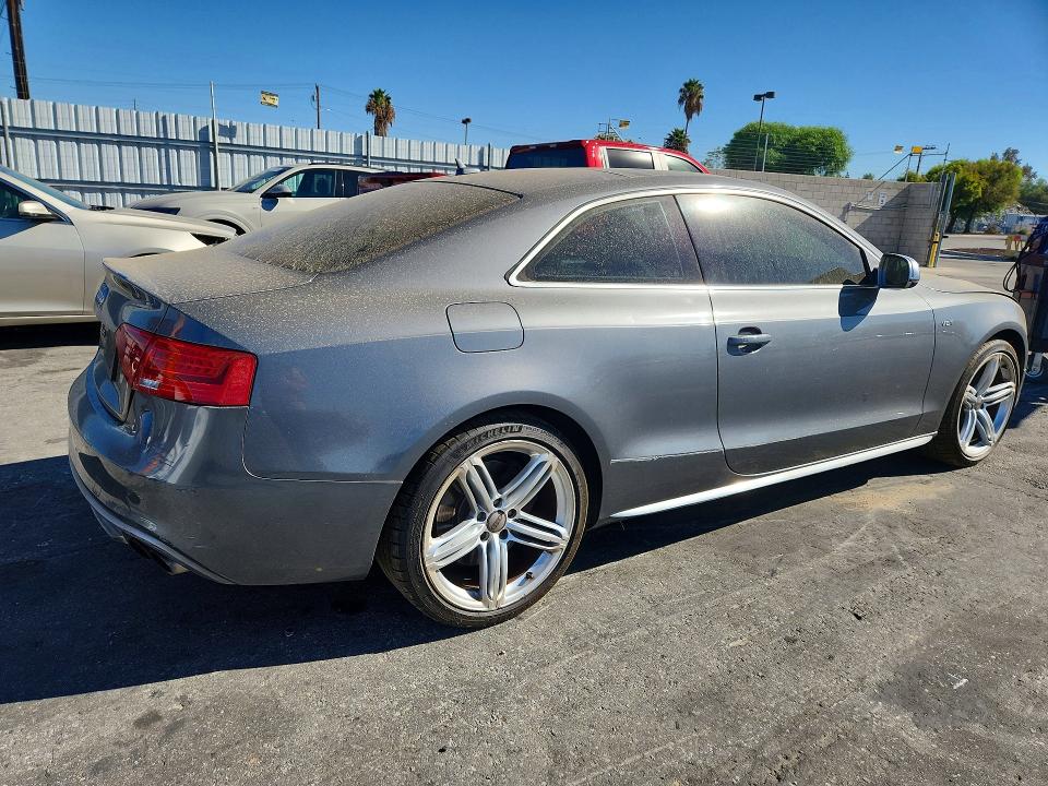 Продажа на аукционе авто 2013 Audi S5, vin: WAUCGAFR8DA017825, номер лота: 65515146