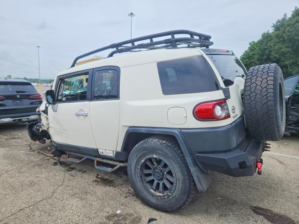65369506 :رقم المزاد ، JTEBU4BF2DK157900 vin ، 2013 Toyota Fj Cruiser مزاد بيع