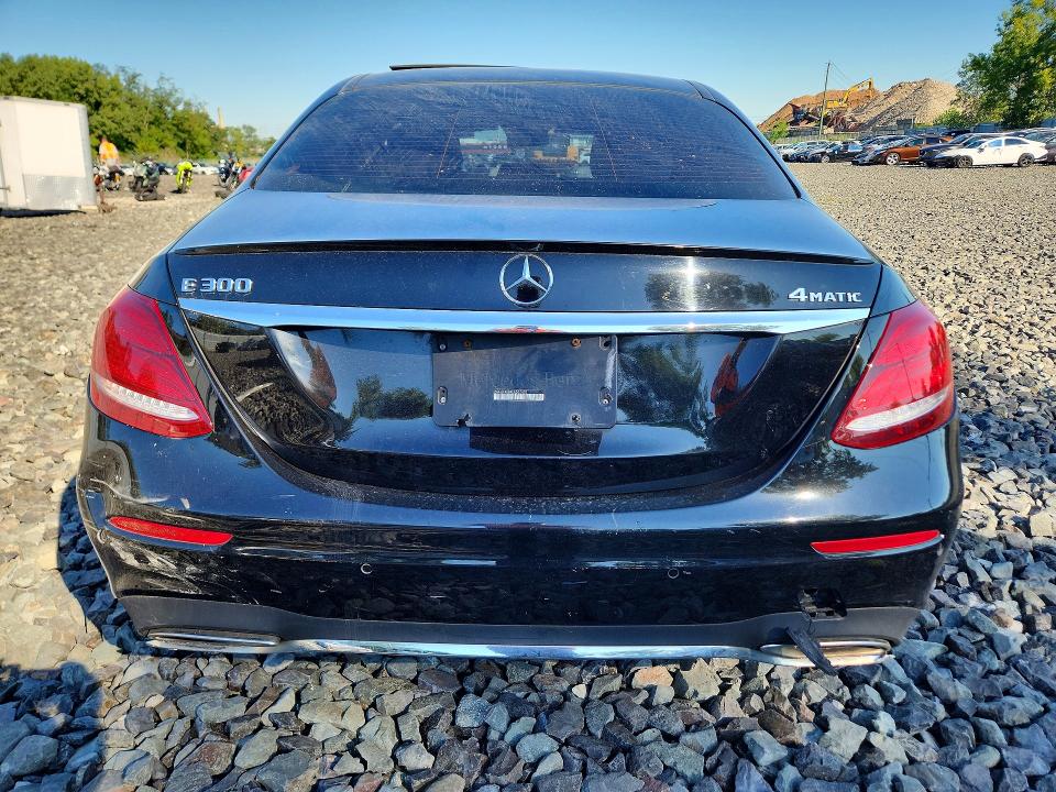 66020686 :رقم المزاد ، WDDZF4KBXKA557402 vin ، 2019 Mercedes-benz E مزاد بيع