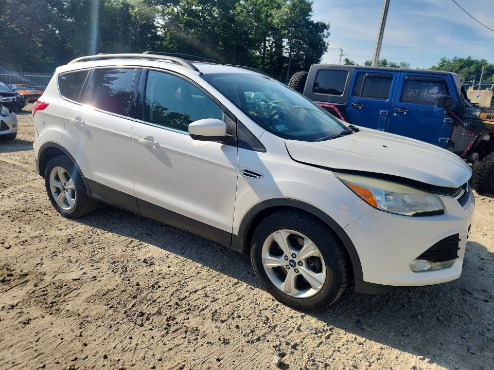 2014 Ford Escape მანქანა იყიდება აუქციონზე, vin: 1FMCU9G93EUC40892, აუქციონის ნომერი: 64565756