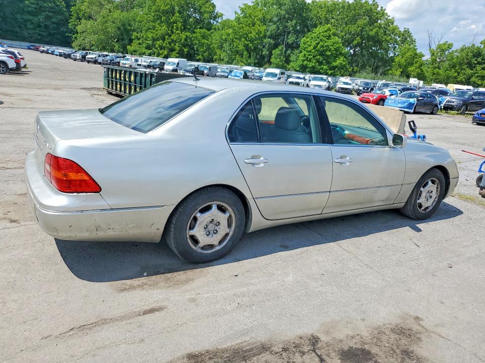 64071046 :رقم المزاد ، JTHBN30F620083614 vin ، 2002 Lexus Ls مزاد بيع