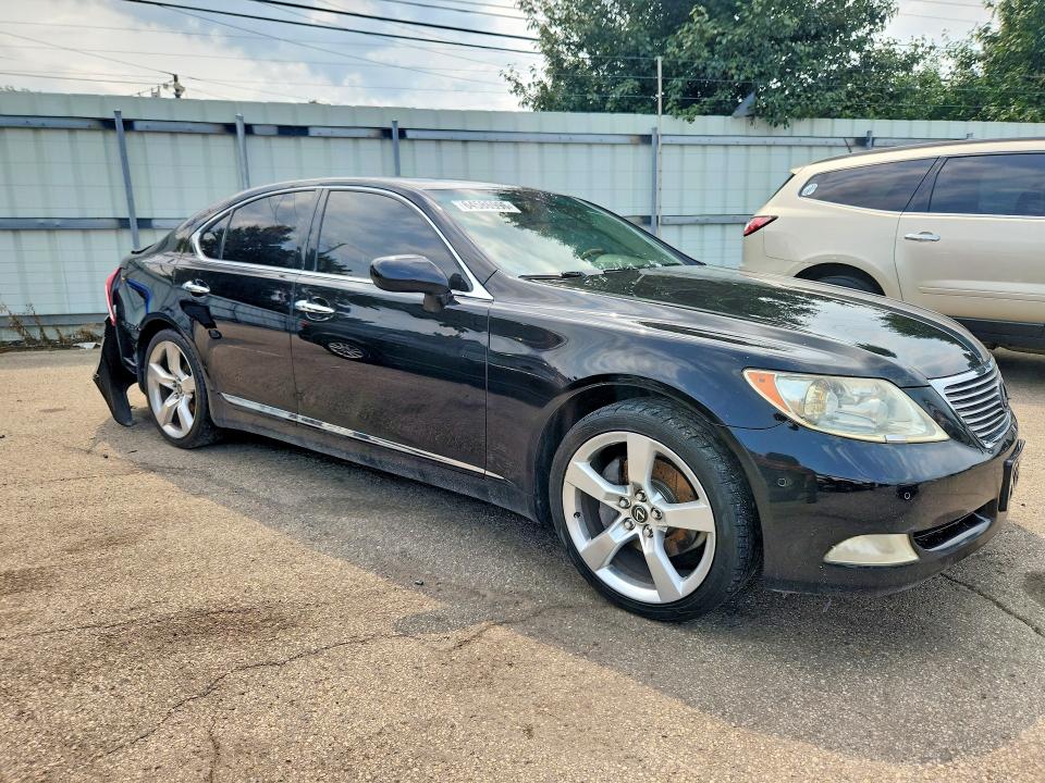 64586996 :رقم المزاد ، JTHBL46F275032771 vin ، 2007 Lexus Ls مزاد بيع