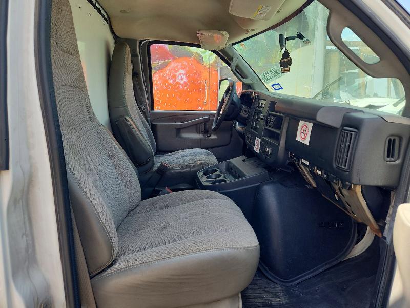 64227236 :رقم المزاد ، 1GB3GTCG9G1324432 vin ، 2016 Chevrolet Express G3500 مزاد بيع