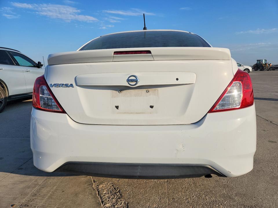 2018 Nissan Versa მანქანა იყიდება აუქციონზე, vin: 3N1CN7AP5JL808905, აუქციონის ნომერი: 66305226