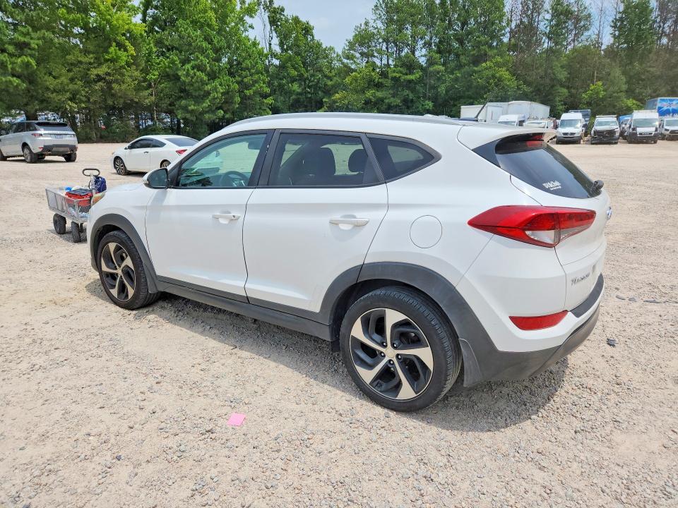 Продажа на аукционе авто 2016 Hyundai Tucson, vin: KM8J33A29GU181210, номер лота: 63747206