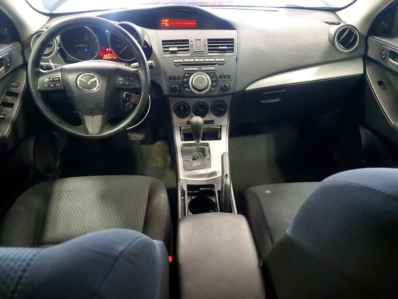 64761356 :رقم المزاد ، JM1BL1VF8B1456408 vin ، 2011 Mazda 3 مزاد بيع