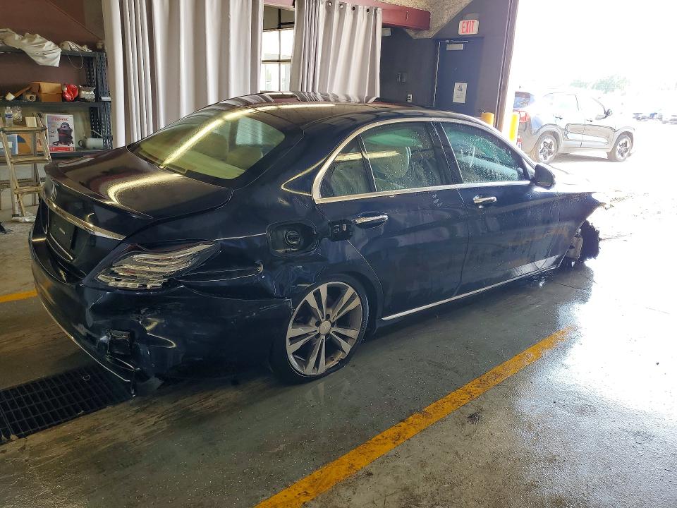 2016 Mercedes-benz C მანქანა იყიდება აუქციონზე, vin: 55SWF4JB9GU149887, აუქციონის ნომერი: 62658526