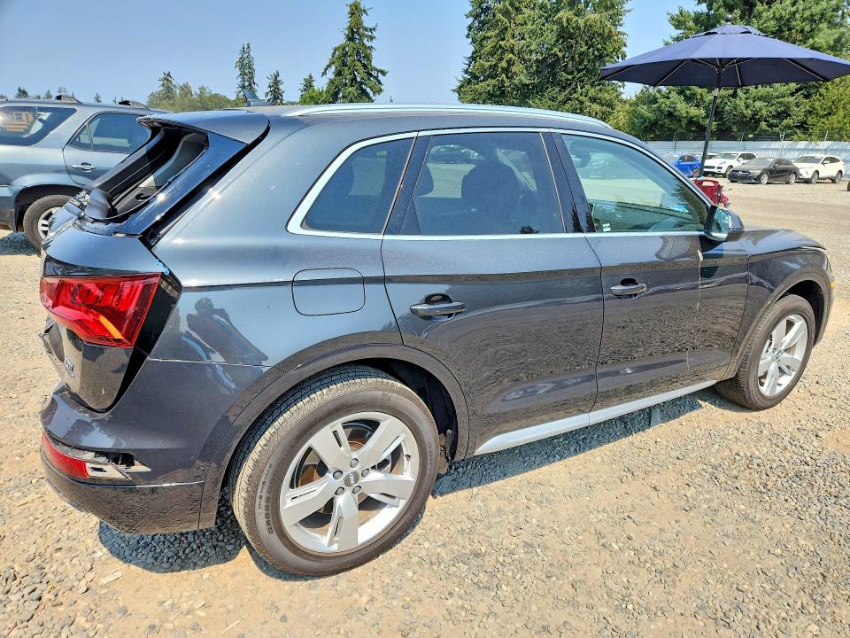Продаж на аукціоні авто 2018 Audi Q5, vin: WA1BNAFY6J2011503, номер лоту: 64059716