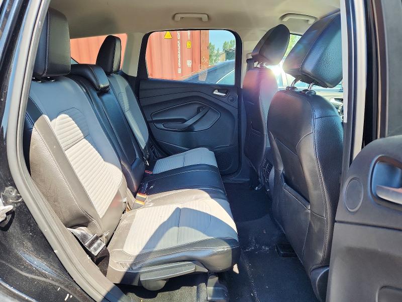 Продаж на аукціоні авто 2017 Ford Escape, vin: 1FMCU0J91HUE58760, номер лоту: 63371546