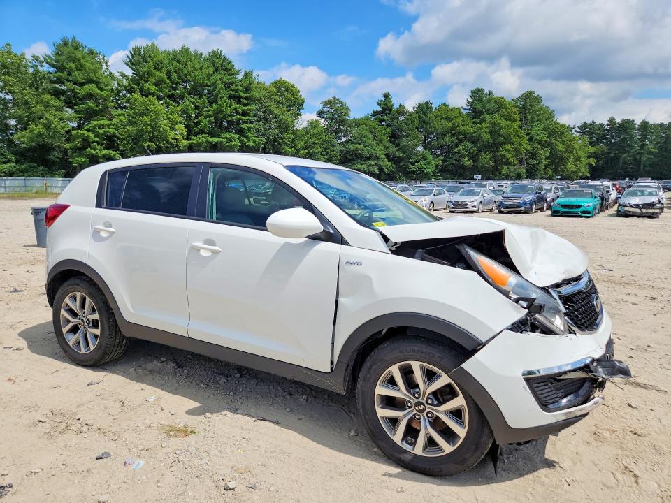 62935146 :رقم المزاد ، KNDPBCAC2G7805888 vin ، 2016 Kia Sportage مزاد بيع